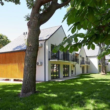 Apartamenty 7 Debow Pleśna Exteriér fotografie