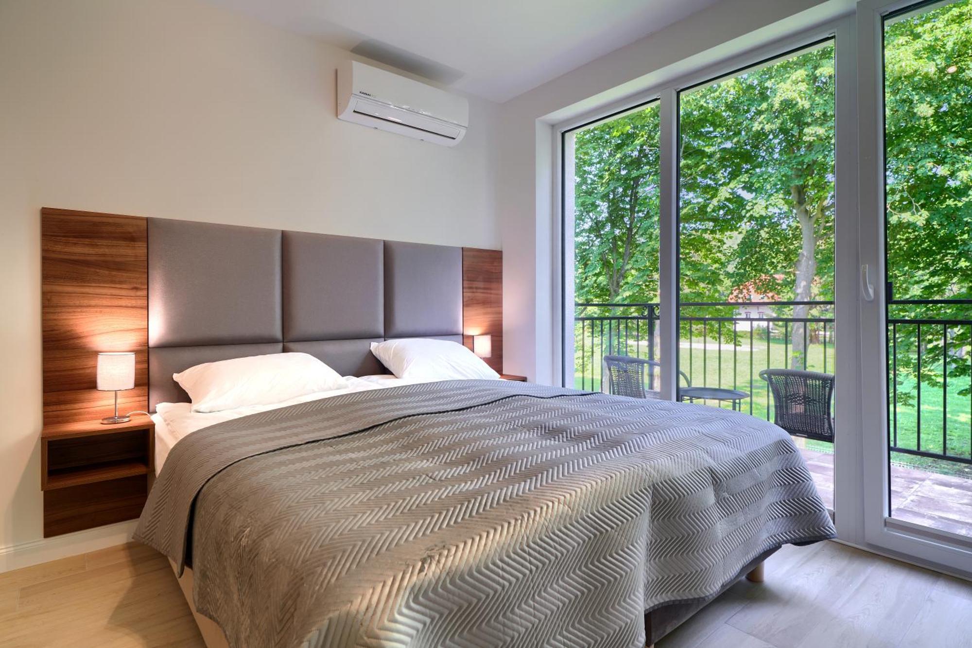 Apartamenty 7 Debow Pleśna Exteriér fotografie