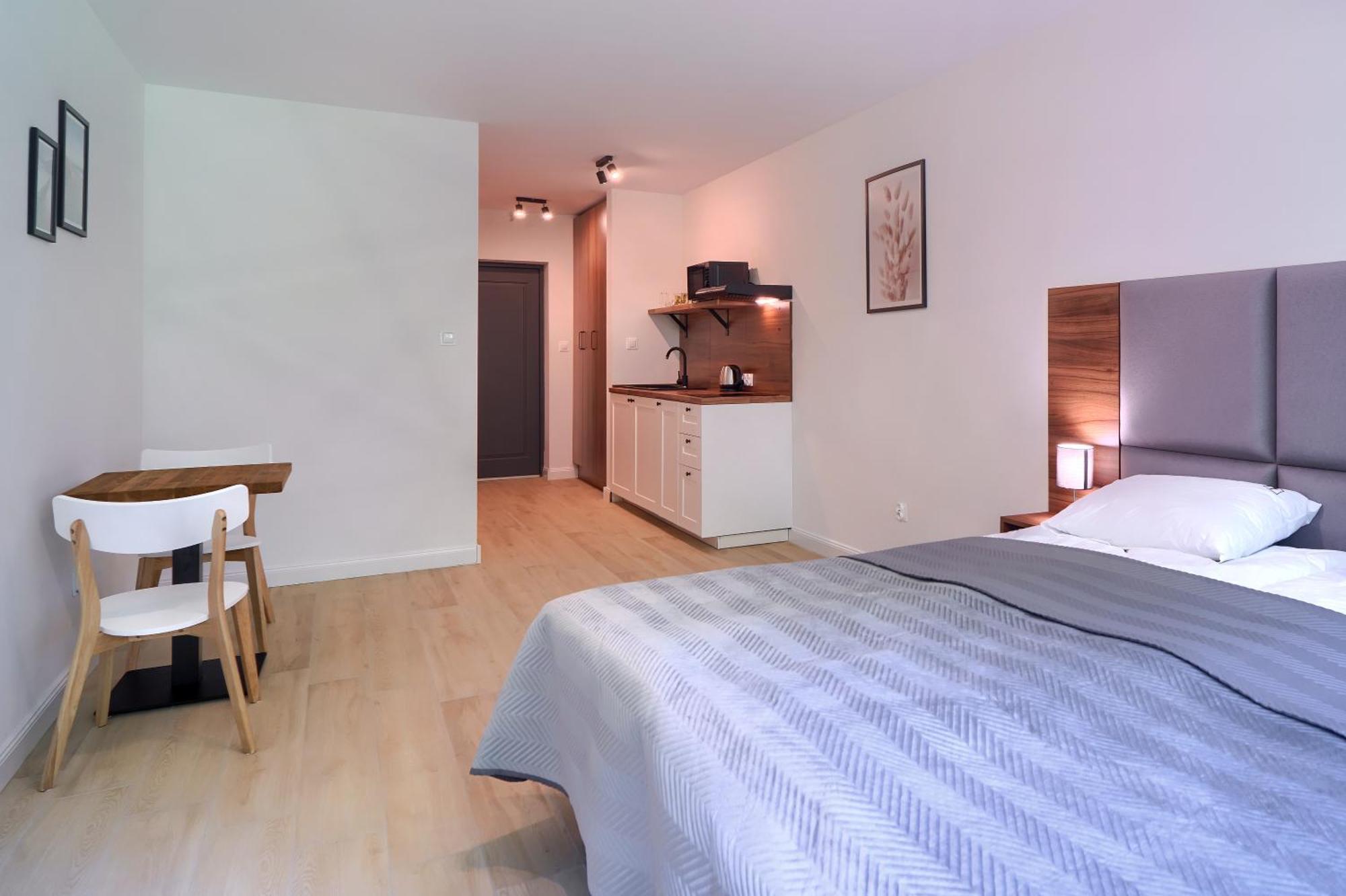 Apartamenty 7 Debow Pleśna Exteriér fotografie